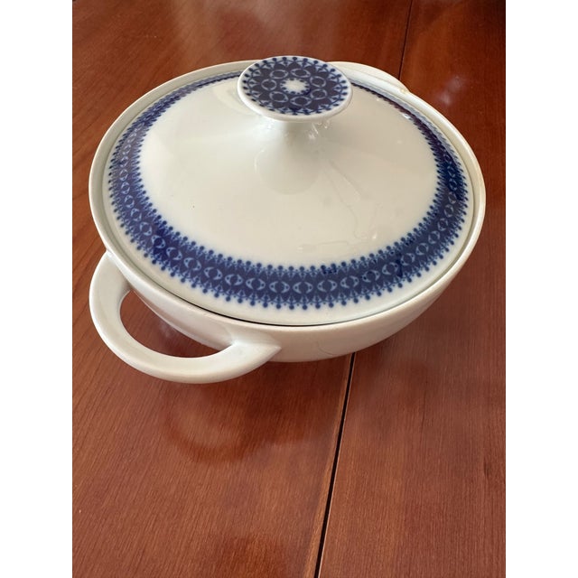 1960's McM, Lisette by Thomas, Germany, Round Covered Vegetable Dish, Terrine For Sale In New York - Image 6 of 15