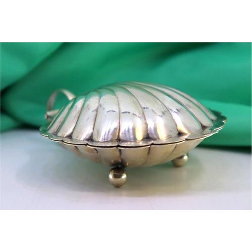 Metal Silver Butter Dish with Smooth Handle For Sale - Image 7 of 8