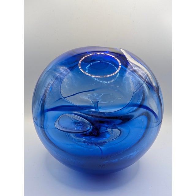 William Worcester Glassworks Signed 1987 Studio Art Glass Vase Cobalt Blue For Sale - Image 12 of 13
