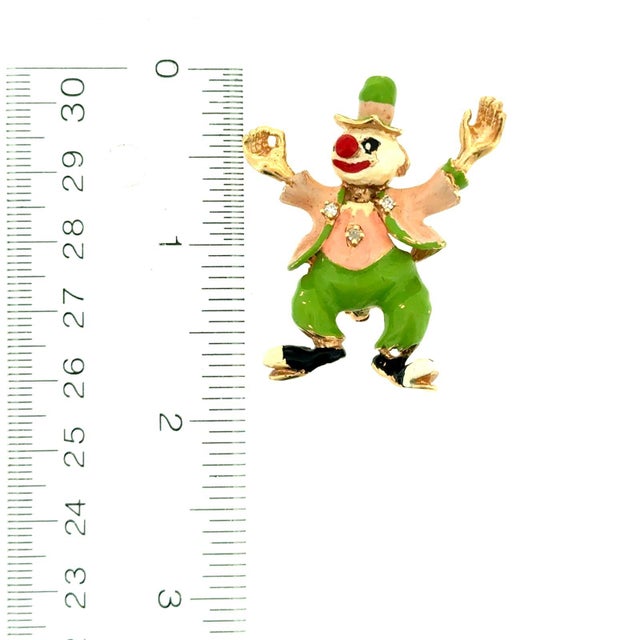 Traditional Heavy 14k Yellow Gold Enamel Clown Brooch Pin With Stone Accents - 14.8 Grams For Sale - Image 3 of 5