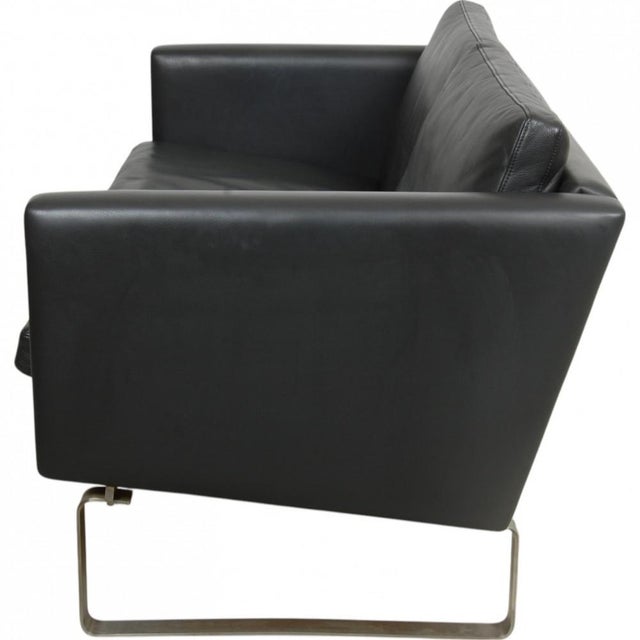 CH-103 Two-Seater Sofa in Grey Leather by Hans Wegner For Sale - Image 4 of 18