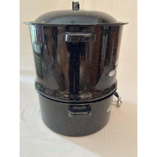 Vintage Granite Ware Enamel Clam and Lobster Steamer With Spigot For Sale In Seattle - Image 6 of 12