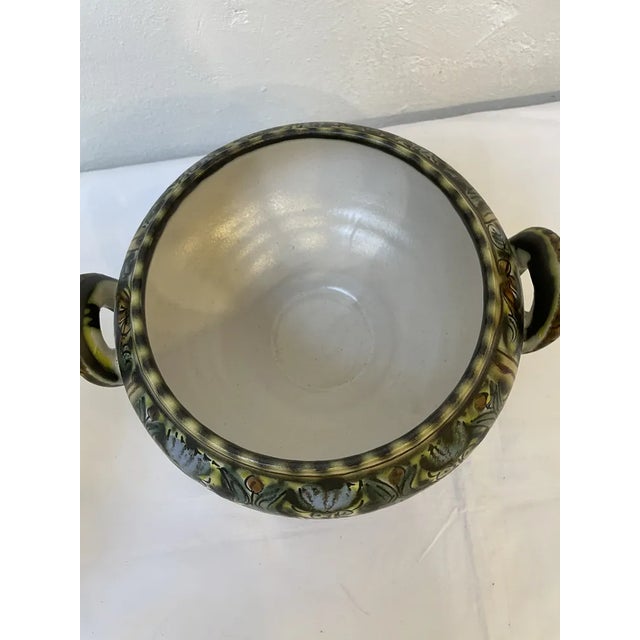 Mid-Century Modern Hand-Painted Ceramic with Lid from Keraluc Quimper, France, 1950s For Sale - Image 3 of 9