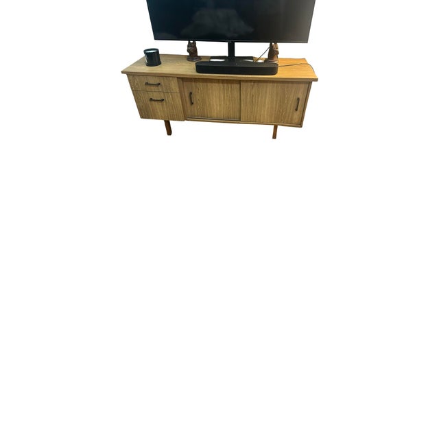 Mid 20th Century Modern Oak Veneer Credenza or Media Console With Sliding Doors and Drawers For Sale - Image 6 of 11