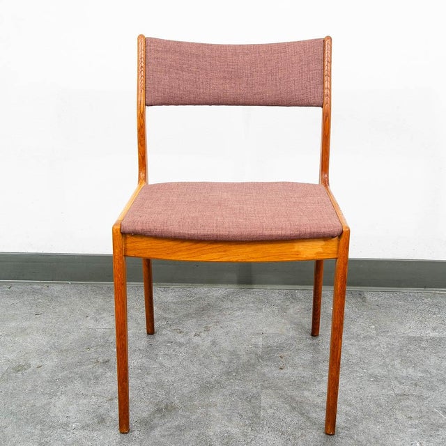 Brown Mid Century Danish Modern Dining Chairs Set of 4 Denmark Pink Fabric Oak Vintage For Sale - Image 8 of 11