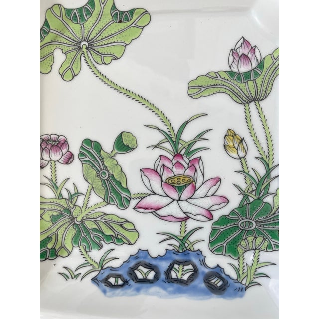 Chinoiserie Andrea by Sadek Japan Octagonal Plates Water Lily Chinoiserie Set of 4 For Sale - Image 3 of 4