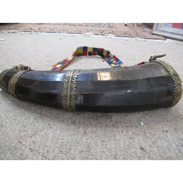 Traditional Antique 19th Century Tibetan Copper Chhaang Drinking Yak Horn With Strap For Sale - Image 3 of 12