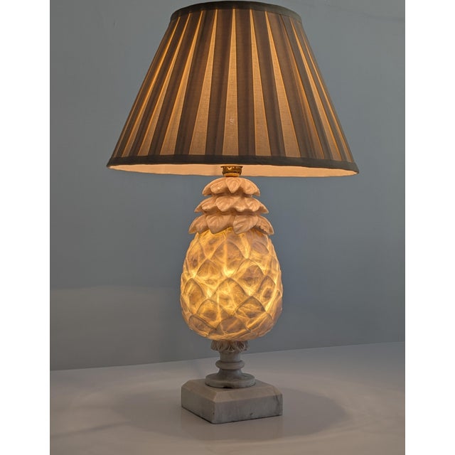 Art Deco Hand-Carved Alabaster Pineapple Table Lamp, París, 1930s For Sale - Image 10 of 10