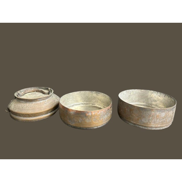 Early 20th Century Antique Handcrafted Turkish Copper Lunch Pail With Ornate Etchings For Sale - Image 5 of 7