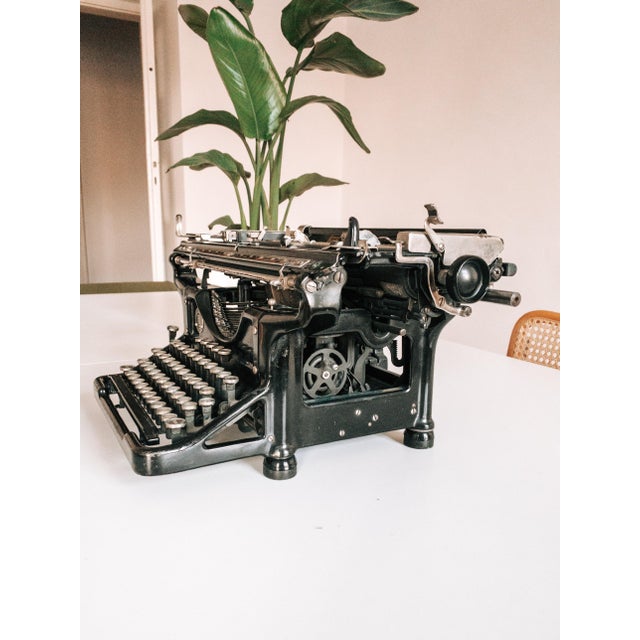 American No. 6 - 14 Qwertz Typewriter from Underwood Elliot Fisher Co., 1930s For Sale - Image 16 of 18