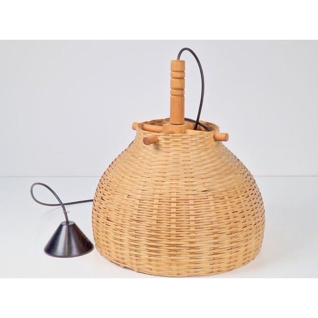 1970s Scandinavian Wicker Rattan and Pine Pendant Lamp, 1960s For Sale - Image 5 of 9