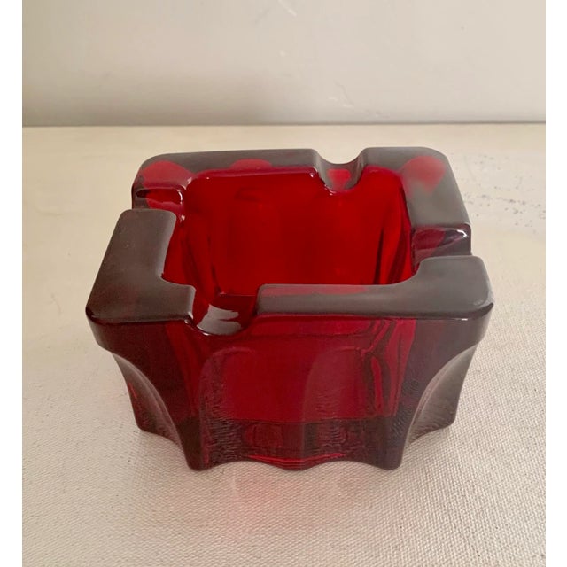 Almost 5”square modern vintage heavy glass ashtray, perfect addition to any contemporary and minimalist space Cca 1980’s...
