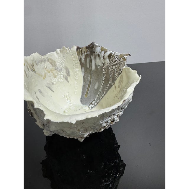 English Hand Made Pottery Bowl by Amanda Coldridge Ceramics For Sale - Image 3 of 14