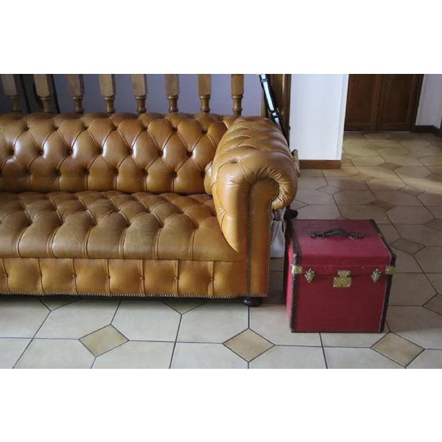 Cube Shape Red Canvas Trunk, 1930s For Sale - Image 14 of 15