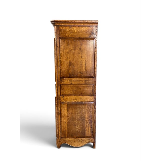 18th/19th Century Antique French Provincial Oak "Homme Debout" Cabinet For Sale - Image 4 of 14