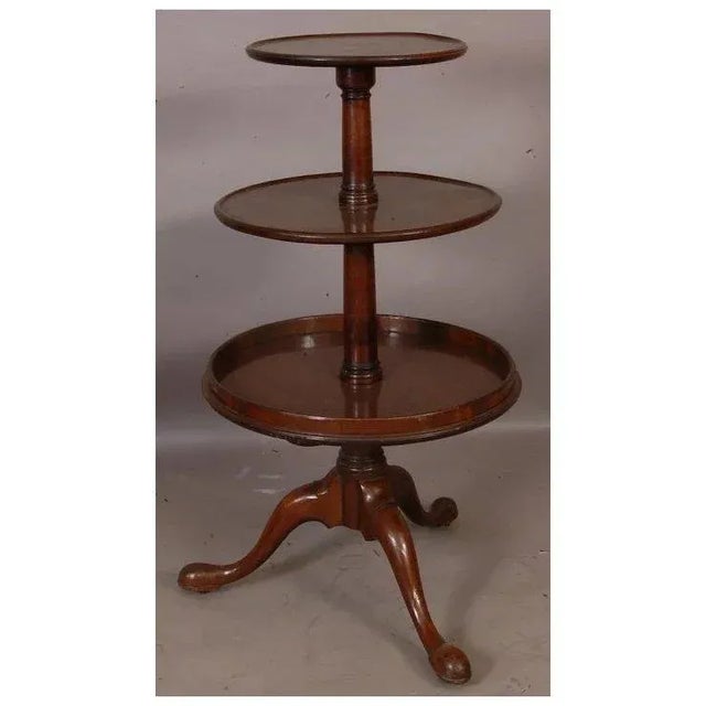 Queen Ann 3 tier Mahogany Silent Butler, all 3 tiers spin.
