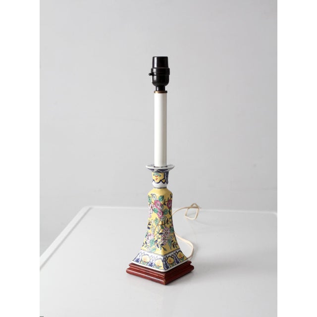 Vintage Chinoiserie Floral Ceramic Table Lamp For Sale - Image 16 of 18