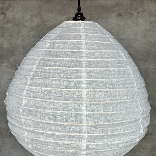 Japanese-Style Teardrop-Shaped Pendant Light in Rattan and Natural Linen, 1980s For Sale - Image 6 of 18