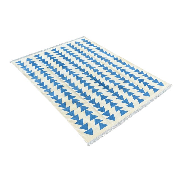 Handwoven Cotton Area Rug Vegetable Dyed Cream and Blue Pyramid Patterned Checked Dhurrie - 9'x12' For Sale