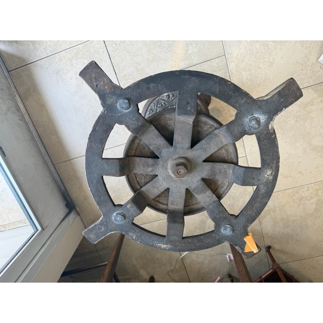 Beaux-Arts Late 19th Century Cast Iron French Cafe Table For Sale - Image 3 of 13