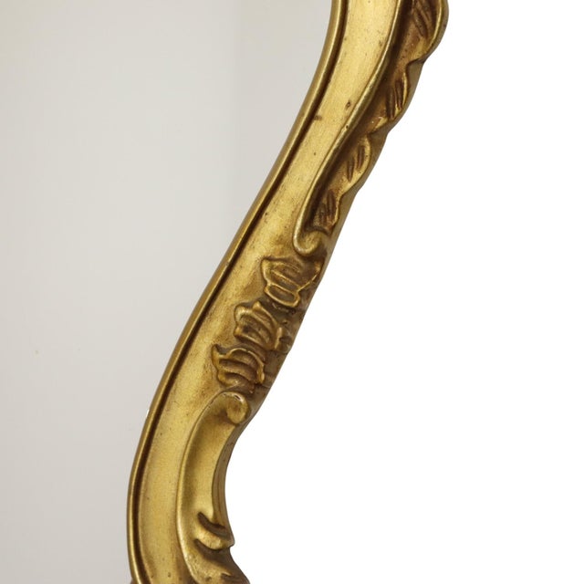 French Baroque Gold-Leaf Gilded Mirror with Crest For Sale - Image 9 of 15