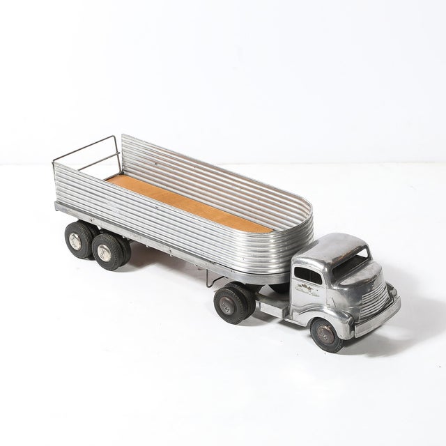 Mid-Century Smith Miller Silver Streak Truck & Trailer in Aluminum For Sale - Image 9 of 18