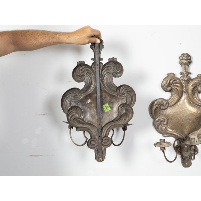 Silver Pair of 19th Century Italian Rococo Style Tin Candle Sconces with Feather Motifs For Sale - Image 8 of 9