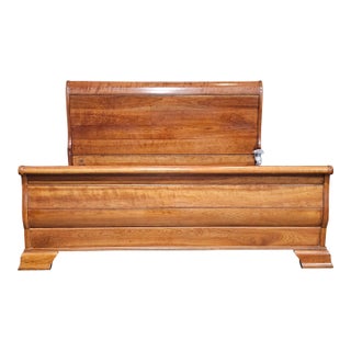 1990s Stickley Solid Cherry King Size Sleigh Bed Frame Made in the Usa For Sale