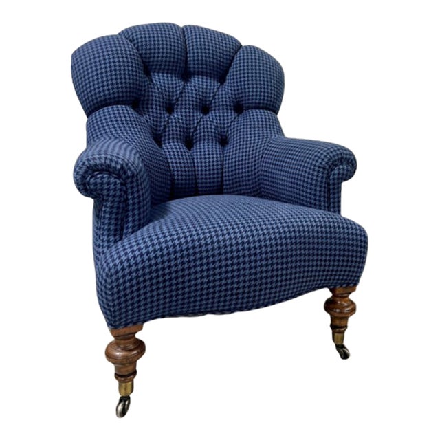 Classic Sofa - Selfridge Chair For Sale