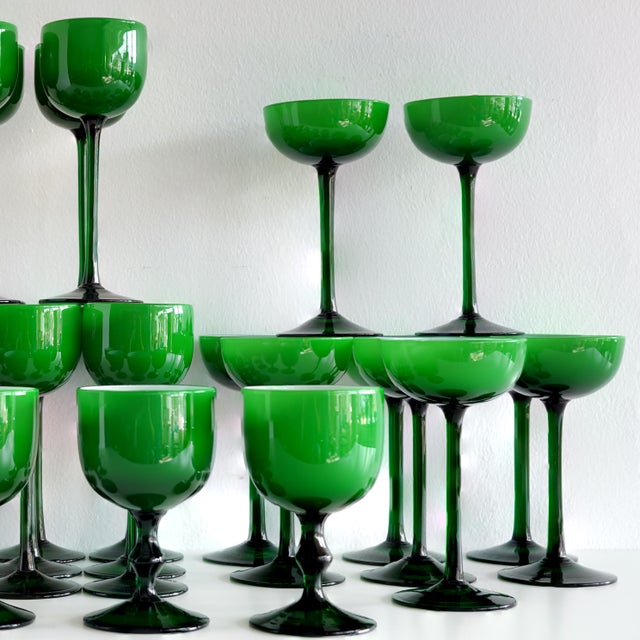 Carlo Moretti 1960s Carlo Moretti Italian Green Cased Glasses- Set of 36 For Sale - Image 4 of 15