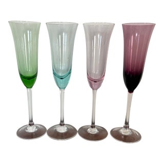 Vintage Hand-Blown Art Glass Champagne Flutes – Set of 4– Jewel Tone Stemware – Green Aqua Pink Amethyst For Sale