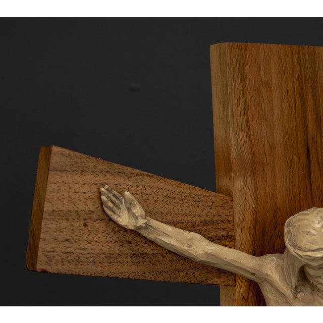 Wood Brutalist Wooden Cross with Christ Figure, 1950s For Sale - Image 7 of 11