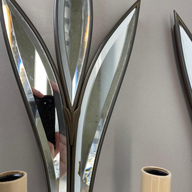 French Bronze Theatre Wall Lights, 1970, Set of 2 For Sale - Image 10 of 18