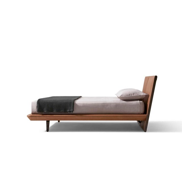 Gray Acute Bed with Wood Bench and Nightstand by Rodolfo Dordoni for Cassina, Set of 3 For Sale - Image 8 of 18