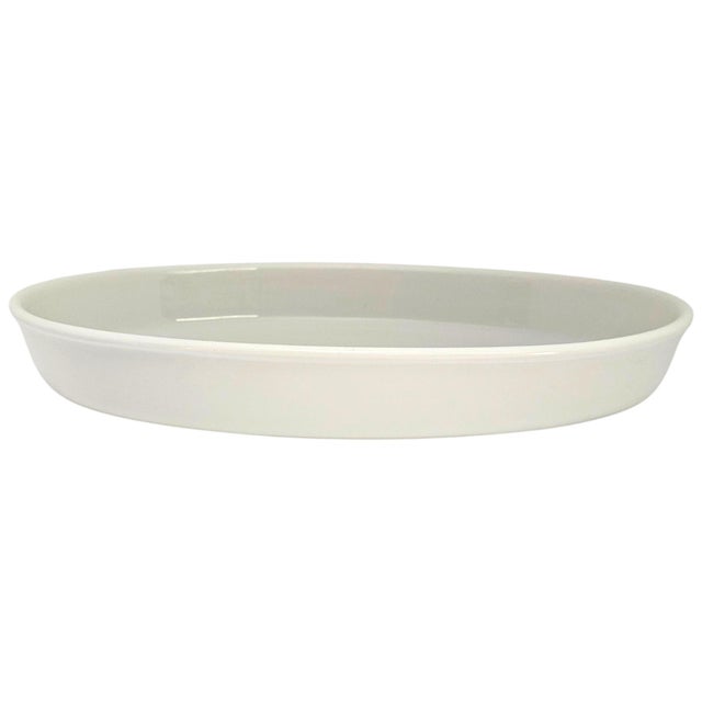 Vintage French Apilco Heavy White Porcelain Oval Gratin Baker, 14.5 Inch For Sale - Image 4 of 10