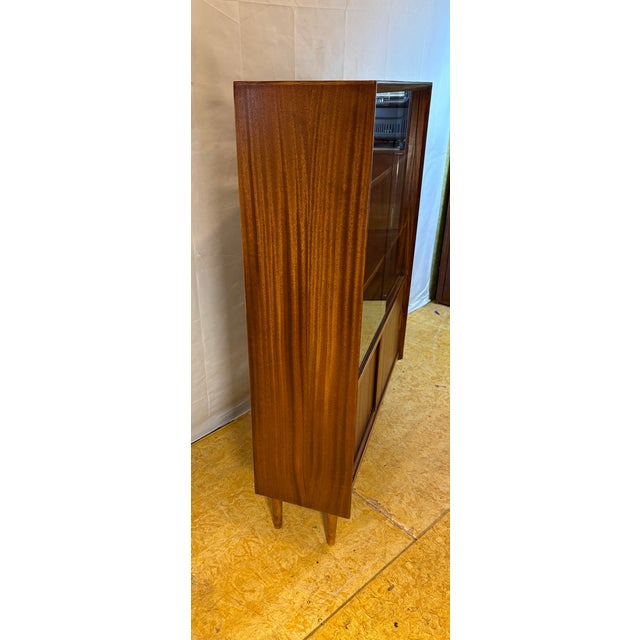 Mid-Century Modern Teak Bookcase by Herbert E. Gibbs, 1960 For Sale - Image 6 of 10