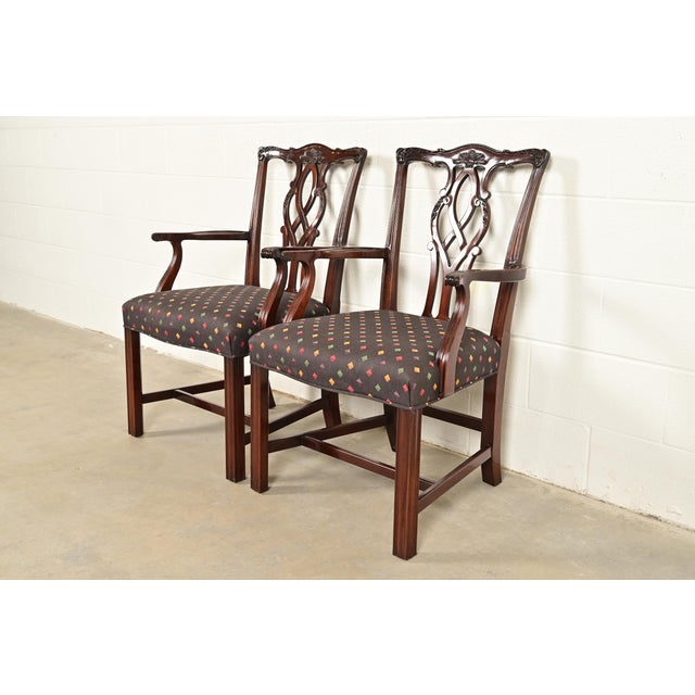 English Kindel Furniture Georgian Carved Mahogany Armchairs, Pair For Sale - Image 3 of 14