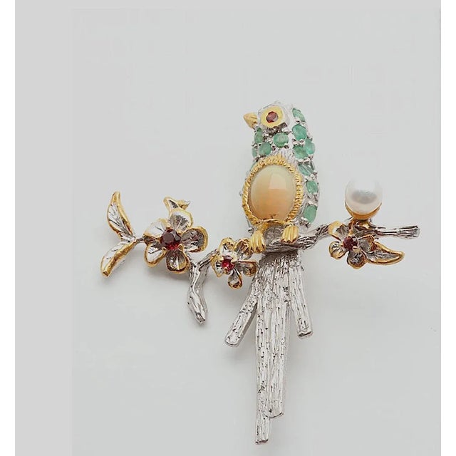 This is part of Chairish’s Fine Jewelry assortment. This is a most charming and inspired design and a lovely accent to any...