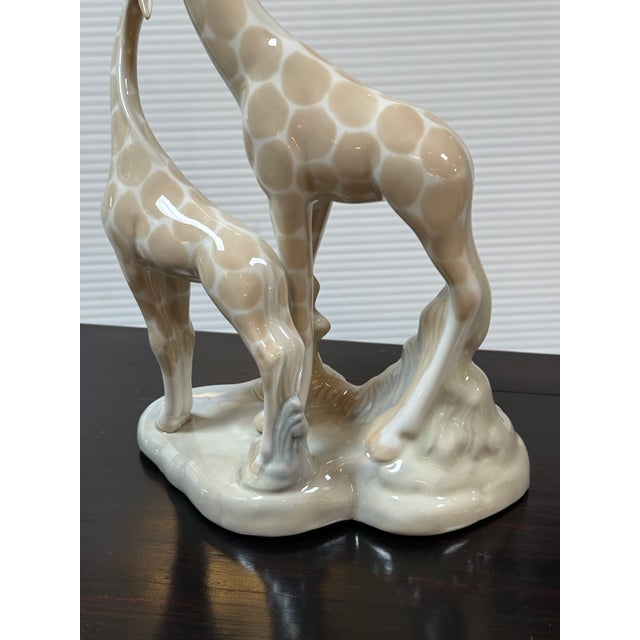 Off-white Miquel Requena Giraffe and Calf Porcelain Figurine, Signed For Sale - Image 8 of 12