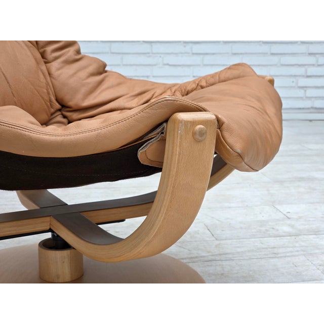 Scandinavian Swivel Armchair in Leather and Bentwood, 1980s For Sale - Image 4 of 18