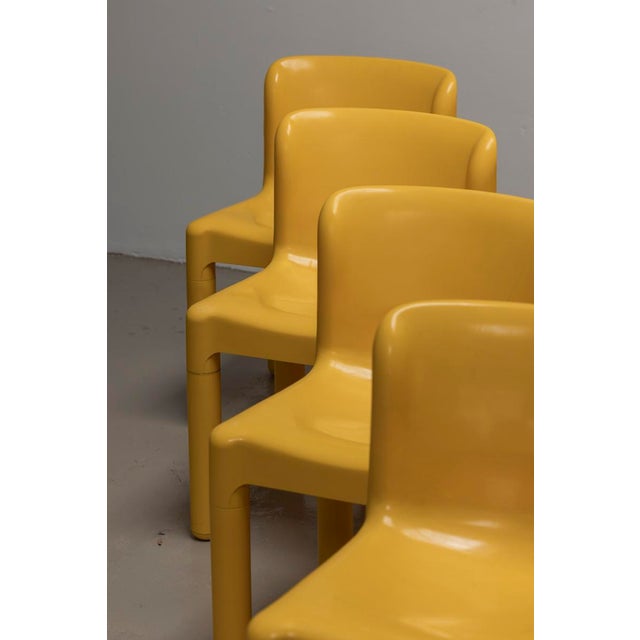 1970s Vintage Chairs by Carlo Bartoli for Kartell, 1970s, Set of 10 For Sale - Image 5 of 11