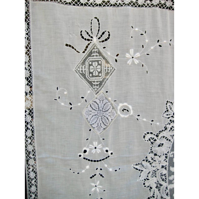 Early 19th Century Early 19th Century French Cotton Sheer -Curtain Napoleon III Panel For Sale - Image 5 of 12