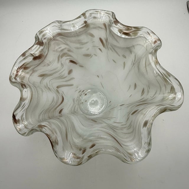 1990s Vintage MCM Murano Style White and Gold Art Glass Large Vase For Sale - Image 5 of 7