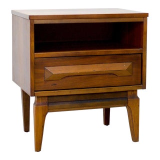 Mid Century Modern Walnut Nightstand For Sale