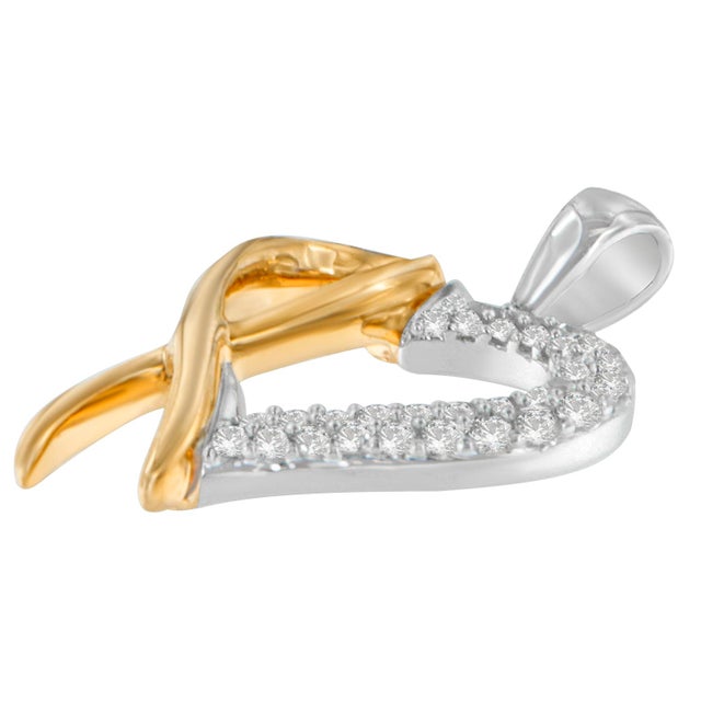 Contemporary .925 Sterling Silver Two Toned 1/4 cttw Round Cut Diamond Pendant Necklace (H-I, I2-I3) For Sale - Image 3 of 4