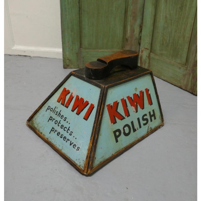 Kiwi Boot Polish Advertising Shoe Shine Box with Shoe Rest, 1920s For Sale - Image 3 of 9