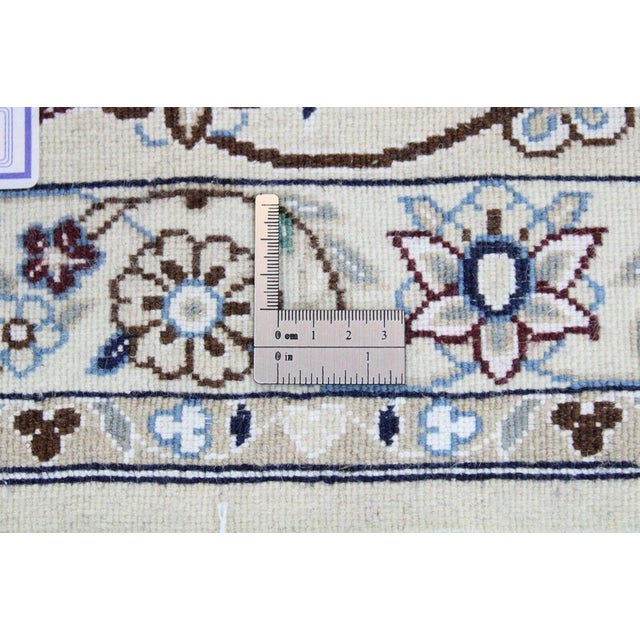 Hand-Knotted Rug in Wool For Sale - Image 12 of 13