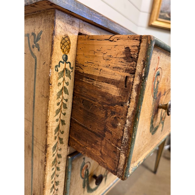 19th Century Venetian Chest of Drawers For Sale - Image 14 of 18