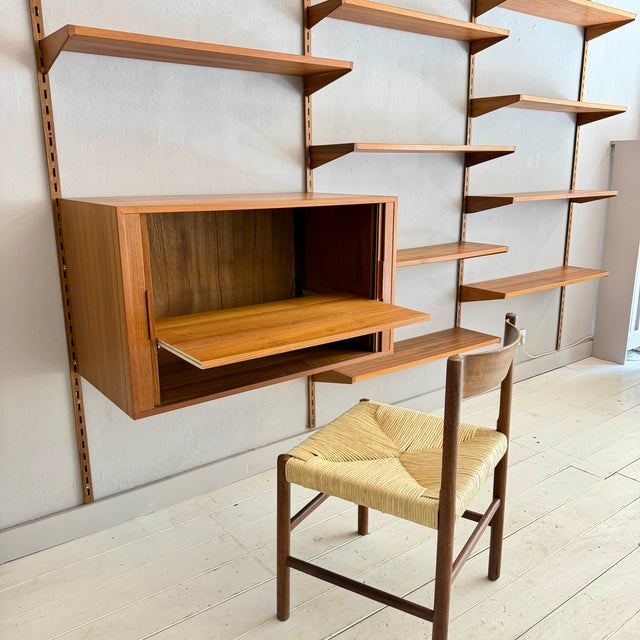 Large Danish Teak Modular Wall System from FM Møbler, 1960s For Sale - Image 15 of 16