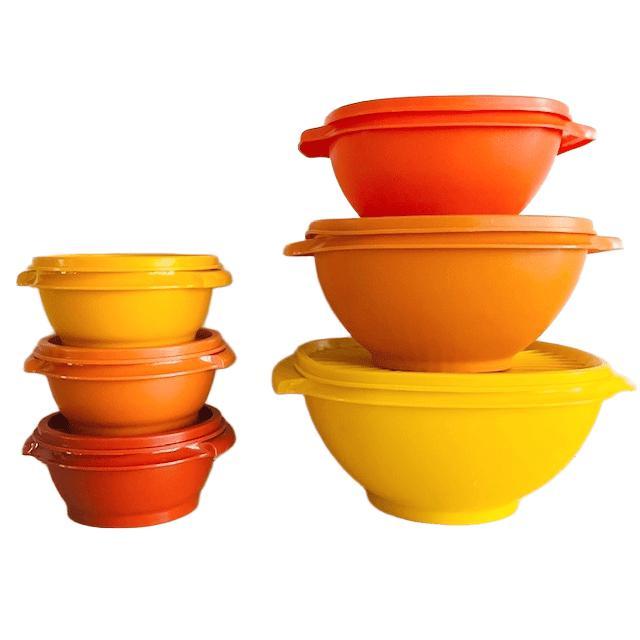 Mid-Century Modern Vintage Square Servalier Bowls with Starburst Lids from Tupperware, 1970s, Set of 3 For Sale - Image 3 of 8